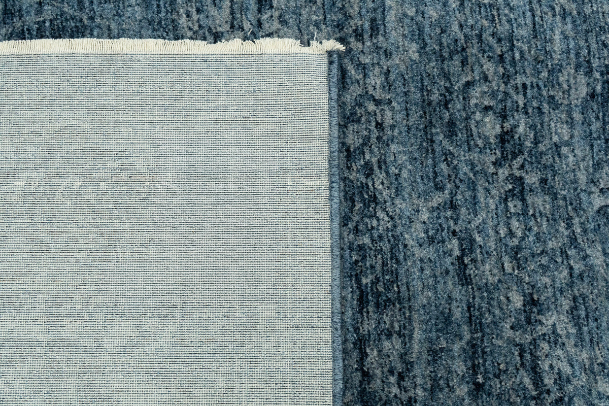 Atmos 11980 Navy rug – corner detail