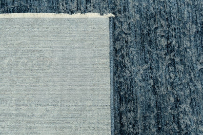 Atmos 11980 Navy rug – corner detail