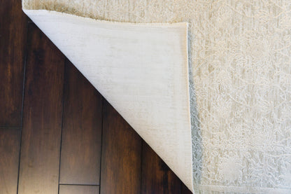 Canyon 15473 Beige/Light Beige rug – corner detail