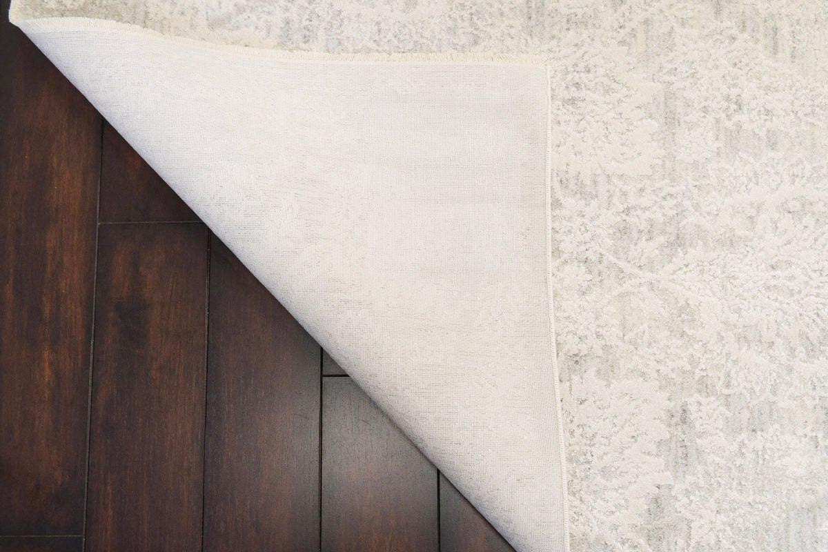 Canyon 15477 Grey/Cream rug – corner detail