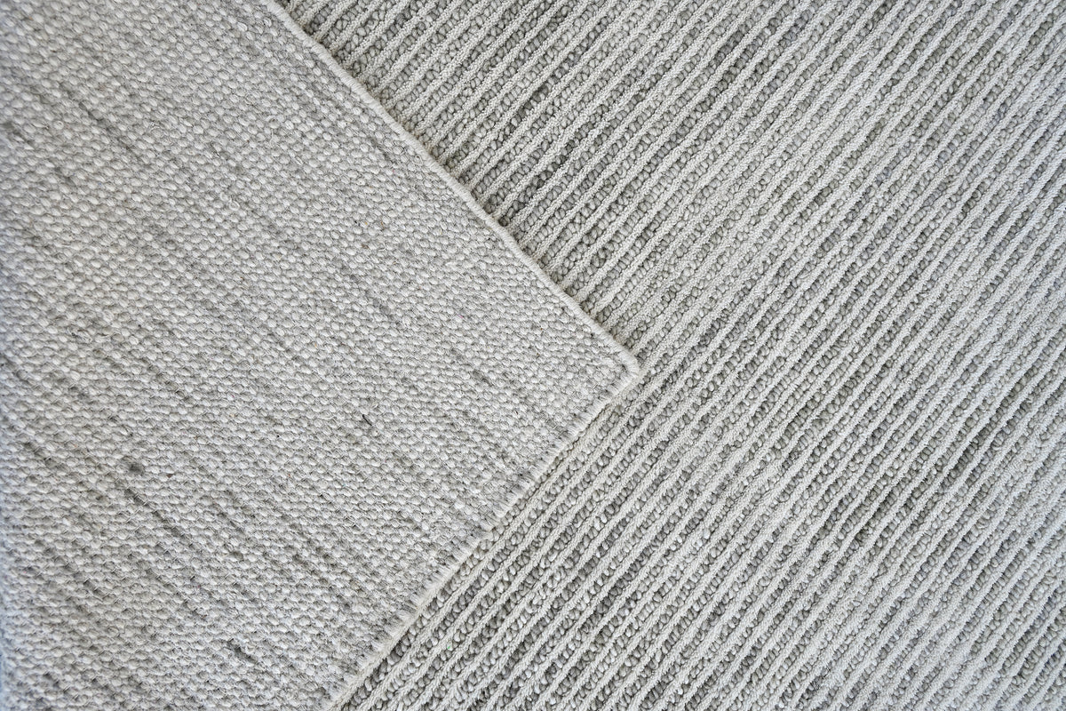 Jax 18990 Ivory/Sage rug – corner detail