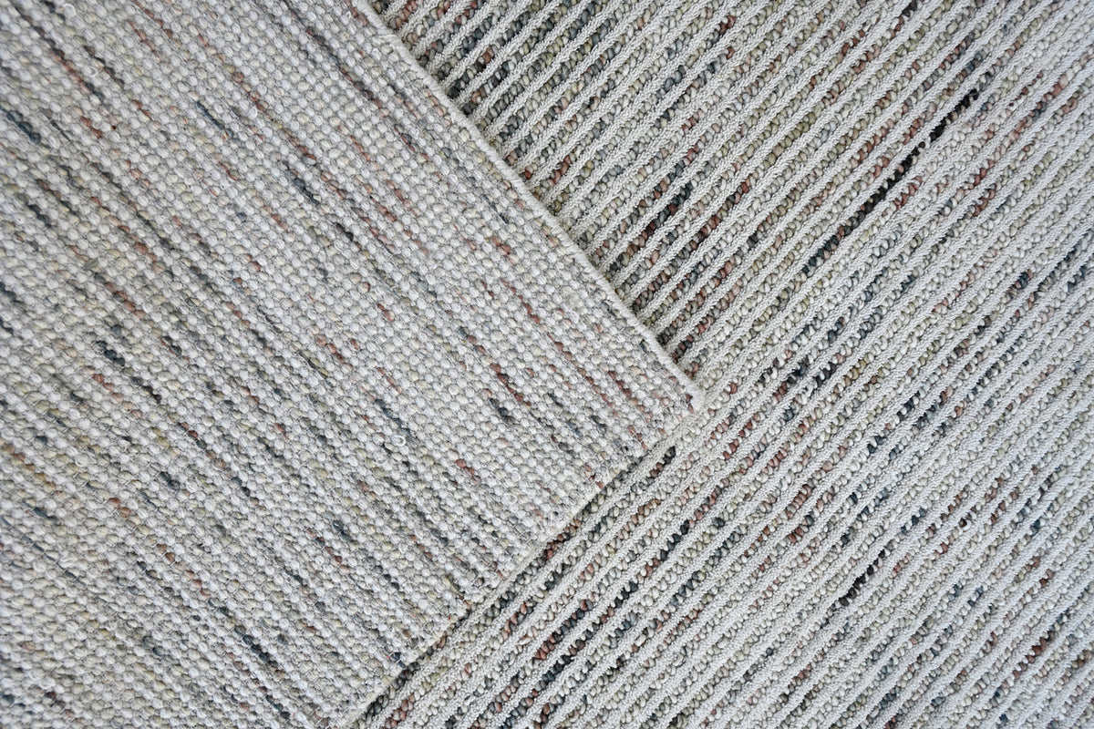 Jax 18990 Ivory/Beige/Grey rug – corner detail