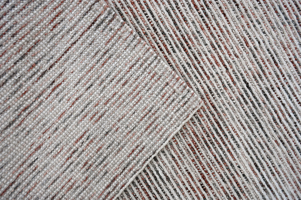 Jax 18990 Ivory/Grey/Rust rug – corner detail