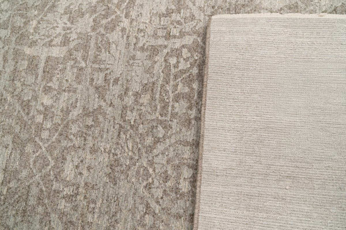 Meadow 17971 Grey rug – corner detail
