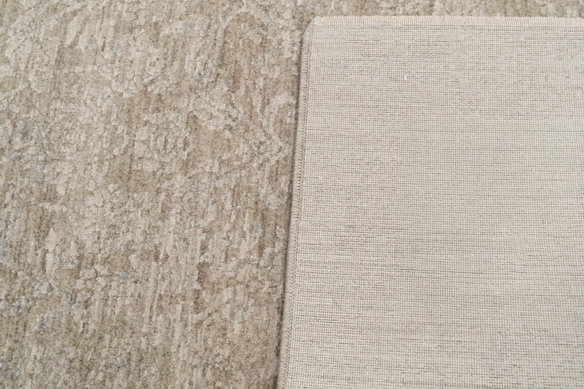 Meadow 17974 Light Beige/Cream rug – corner detail