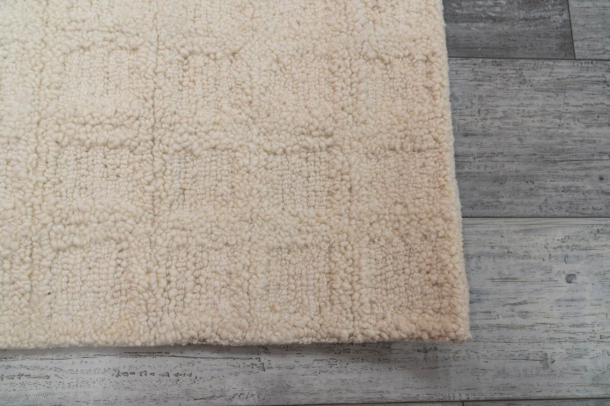 Teak 12801 Ivory rug – corner detail