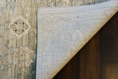 Trevi 13255 Beige/Multi rug – corner detail